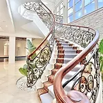 Palace De Lys Vila Cannes